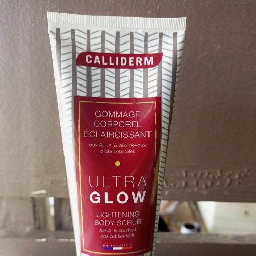 Gommage éclaircissant Calliderm 250ml